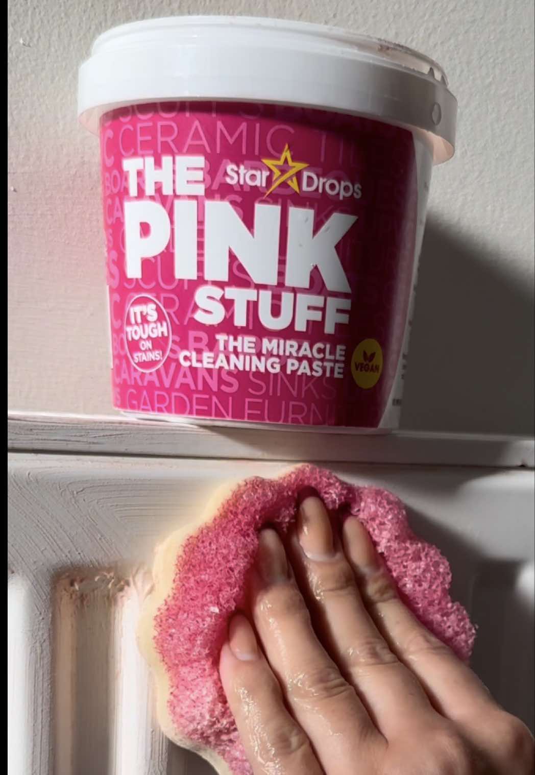 The Pink Stuff Paste cleans 💞 with no trending audio 🤭🎧✨ We 🩷 the ASMR 😍🤌🏼 @ellishjem @sss_sophiie @✿ Jottie ✿ @Jennie @✨clean with kayleigh✨ 📽️ #cleaning #CleanTok #cleaningmotivation #thepinkstuff #pinkstuff #asmrcleaning #satisfyingcleaning 