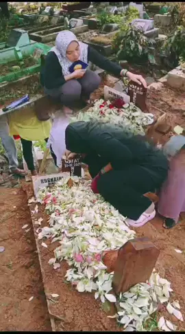 Maa..Besok Puasa Pertama tanpa Mama.. trnyata tahun Lalu adalah Lebaran terakhir kita ya Maa 🥺😭