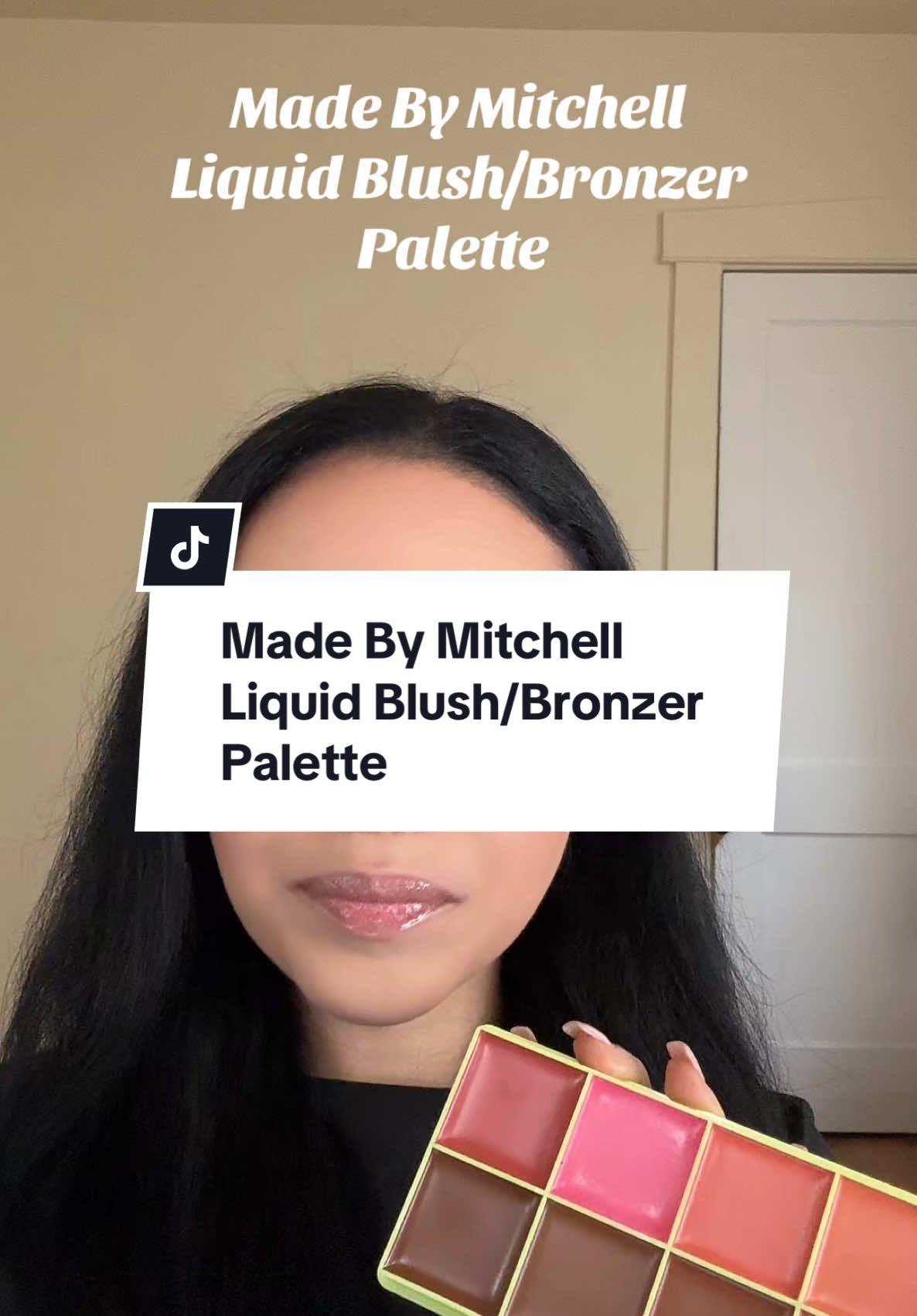 Love that this palette has both blush & bronzer colors! 100% recommend. #spotlightfinds 