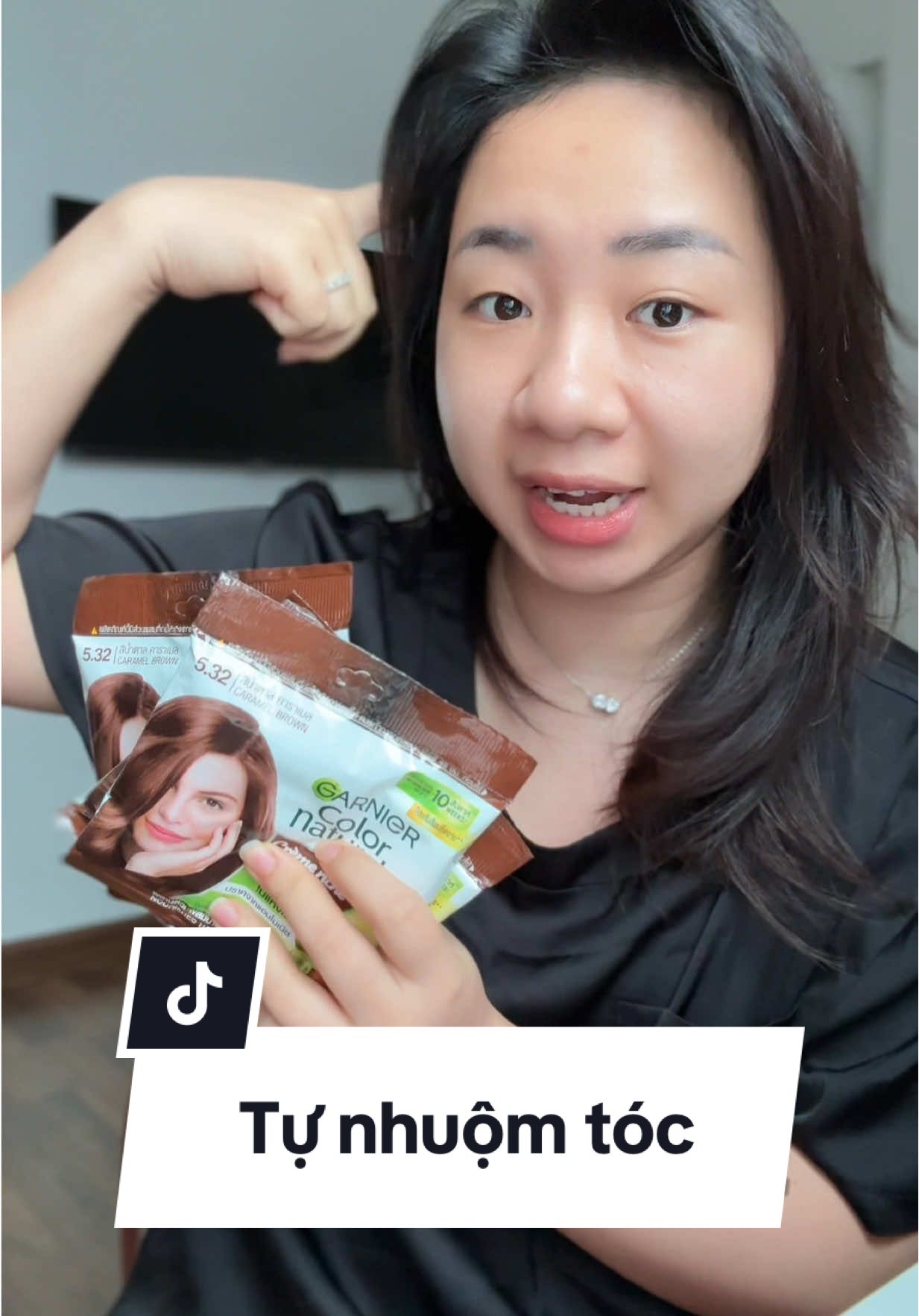 2025 tập sống tiết kiệm, bắt đầu bằng việc tự nhuộm tóc ở nhà #LearnOnTikTok #goclamdep #reviewlamdep #haircare #hair #nhuomtoc #garniervn #garnierhaircolor #nhuomtoctainha