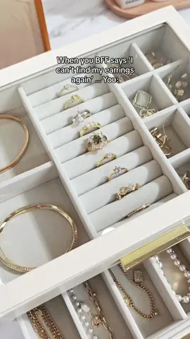 When your BBF says ‘ I can’t find my earings again’ … You:  ✨✨✨#organizewithme  #jewelry #jewelrylover #jewelrybox #jewelryorganizer #tiktokshoprestock #JewelryCollection #