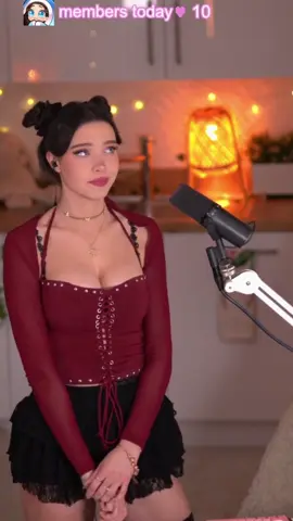 Lydia Violet is watching you
