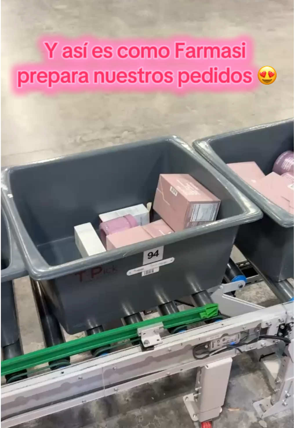 Así es como Farmasi prepara cada pedido con cuidado y precisión en nuestro proceso logístico. ¡Una cajita como esta puede ser tuya! ¿Qué esperas para hacer tu pedido?  Aprovecha nuestras promociones y llévate productos de regalo 😍 #farmasi #skincare #beauty #maquillaje #emprendedor #latam #mujeres #nutricion #bienestar #healthy #paratii #fyp 