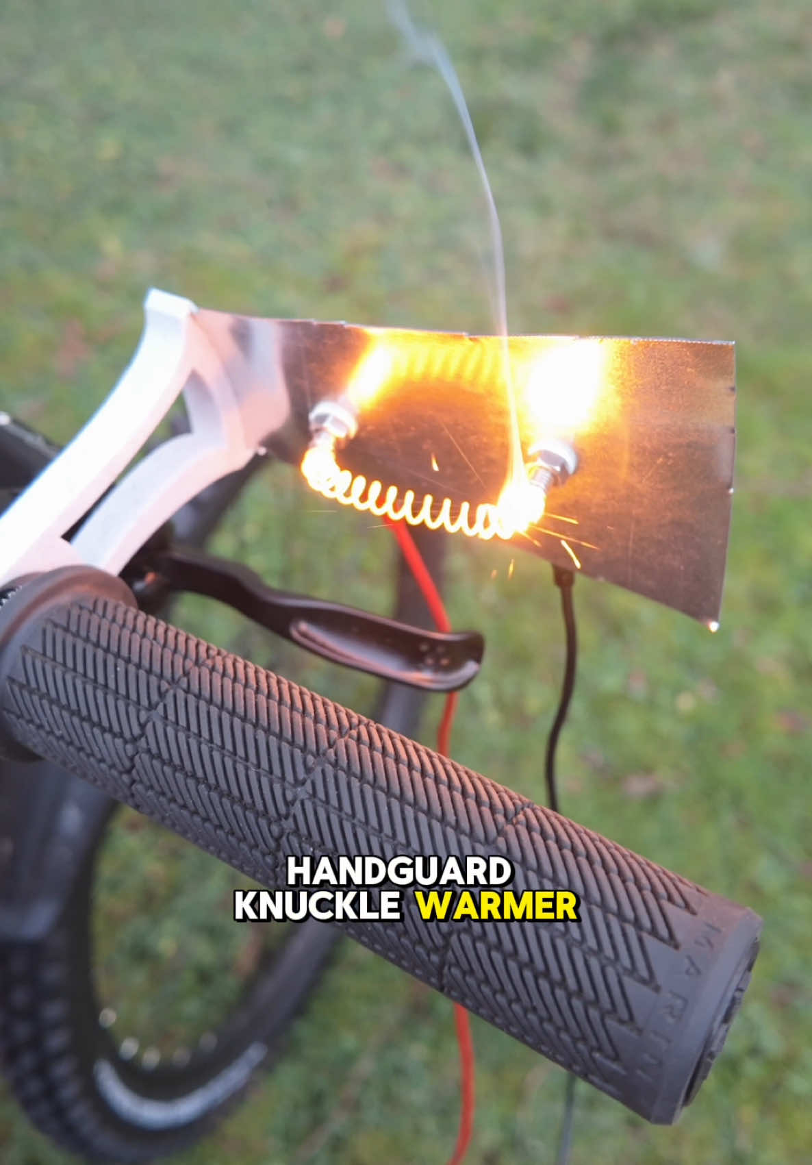 Do you have cold hands when riding? #bikehacks #mtb #mtblove 