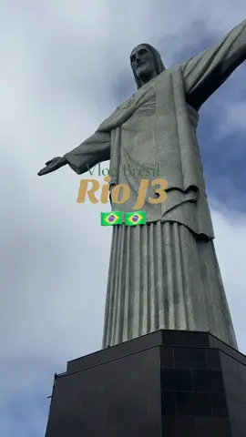 Vlog Brésil 🇧🇷 3 eme jour à Rio On a vu une merveille du monde aka le Christ Rédempteur 😮 + on a passé un peu de temps dans un poste de police 🫣 #bresil🇧🇷 #rio #travel 