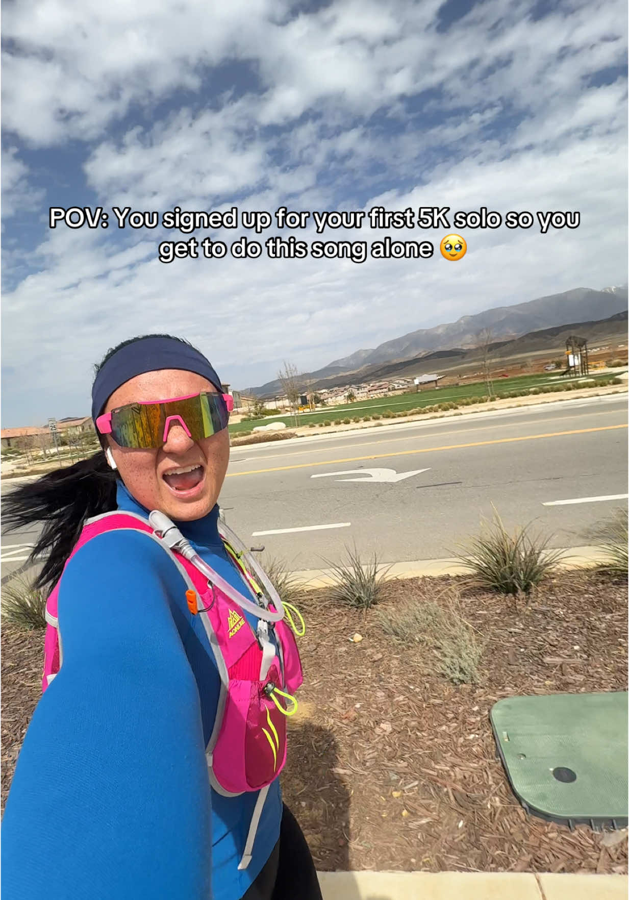This year I’m beating my social anxiety: and doing things I enjoy doing alone 💙  #solo #Running #runningmotivation #runningcommunity #solorunner #girls #weightlossjouney #5K #5ktraining 
