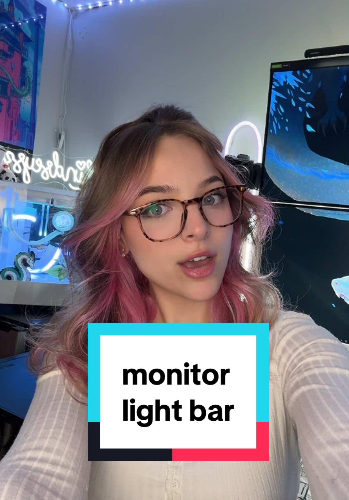 monitor light bar #lindseyszn #techgirl #techgirltips #techbaddie #pcbuild #pcgamer #monitorlightbar 