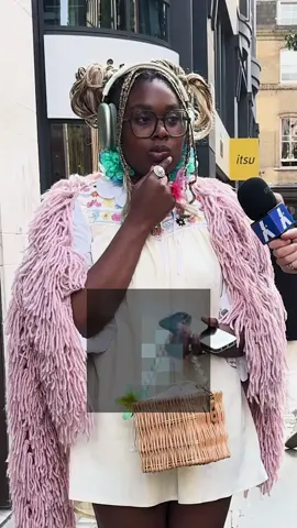 Guess The Song Off 1 Note 🧐  #guessthesong #musicchallenge #streetinterview 