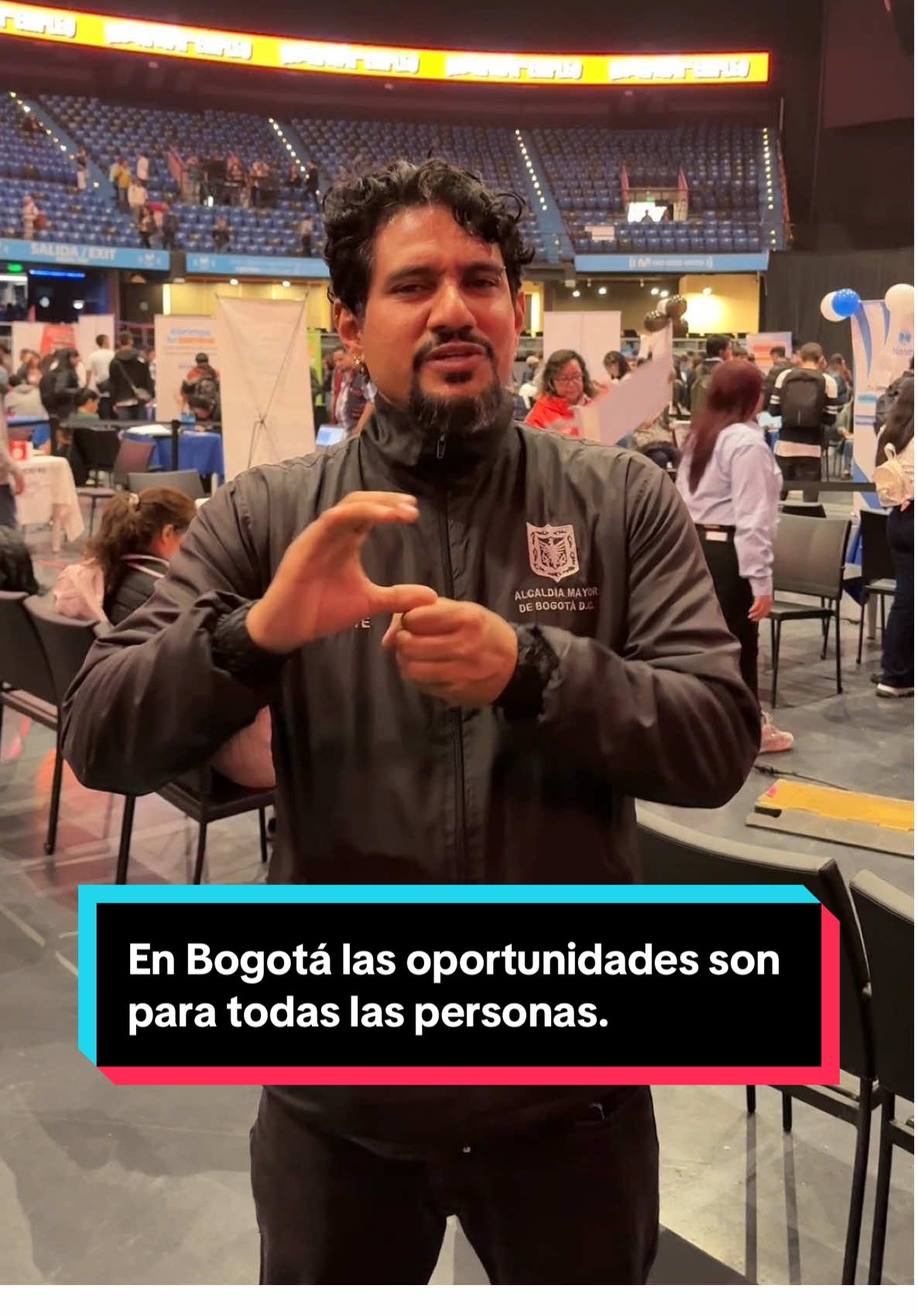 En la 'Megaferia de Empleo', las oportunidades son para todas y todos.  Personas con discapacidad recibieron atención especializada para conectar con ofertas laborales inclusivas.  ¡Bogotá avanza hacia una ciudad con empleo para todos! #BogotáMiCiudadMiCasa