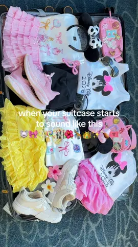 the happiest place on earth✨🐭🎀🫧🍦🎢🌺🍭🦒🏰🍗👑🎟️ #disney #disneyworld #disneyparks #disneystyle #disneyootd #travel #vacation #disneytiktok #disneyprincess #disneyadult 