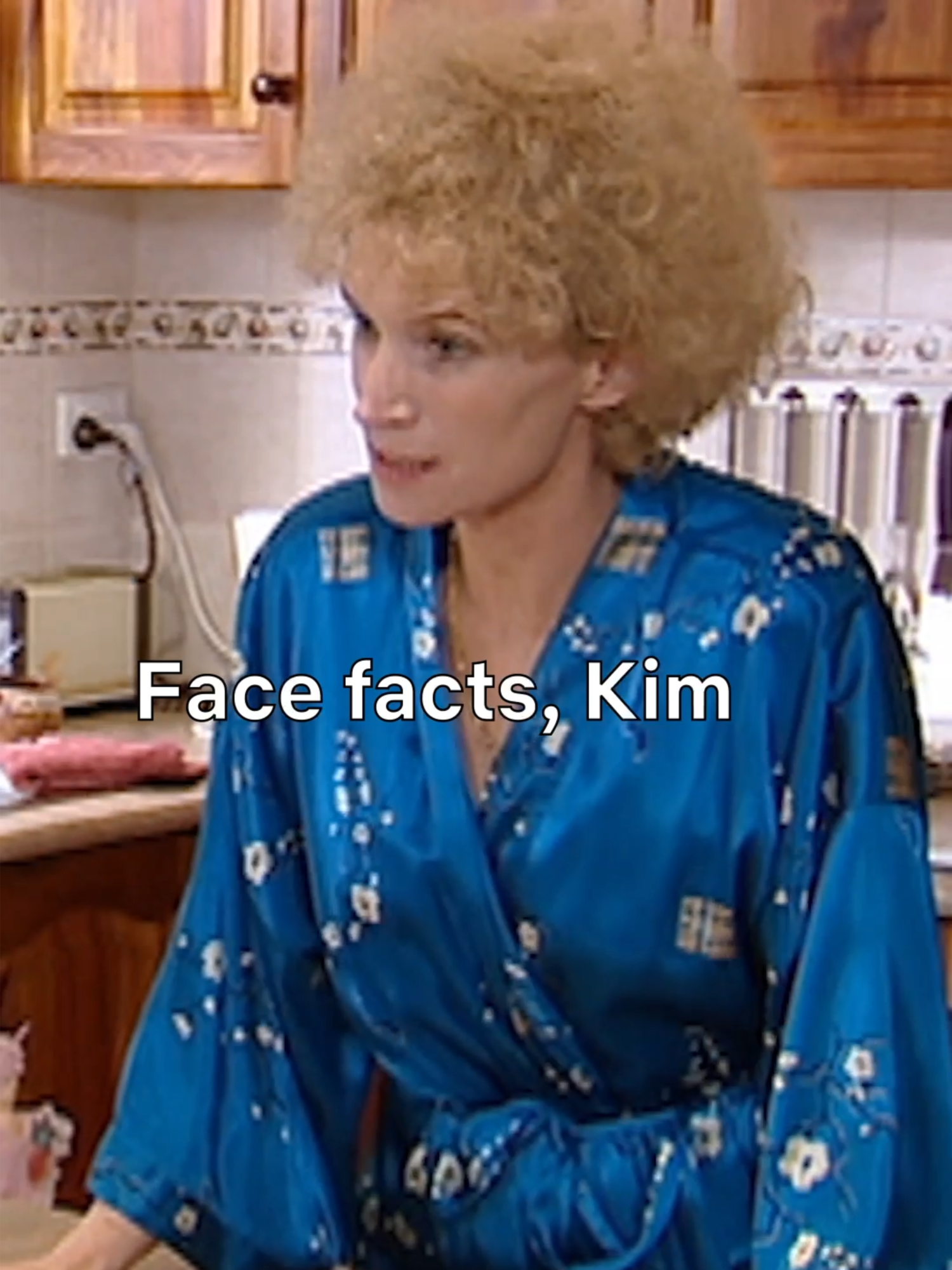 Someone get her on a Mardi Gras float, stat! #KathAndKim #austok #netty