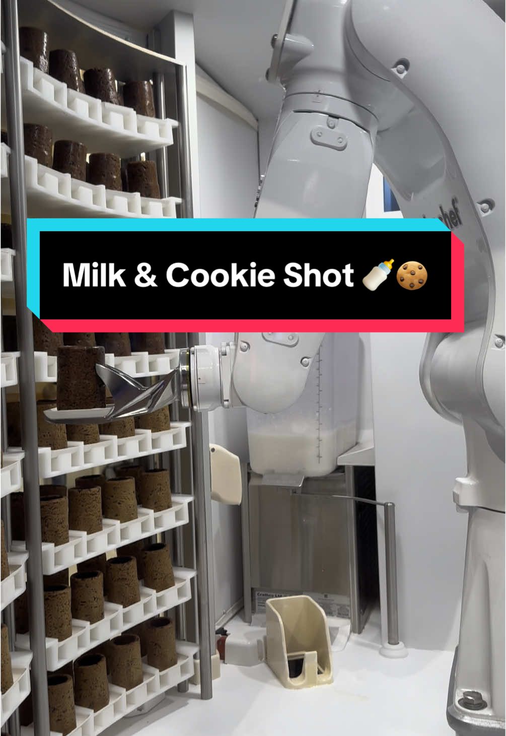 Milk & Cookie Shot @  Caesars Palace, Las Vegas 🎲🎰🎲  ##cookieshot##CaesarsPalace##lasvegas##milkandcookies ##hiddengemlasvegas 