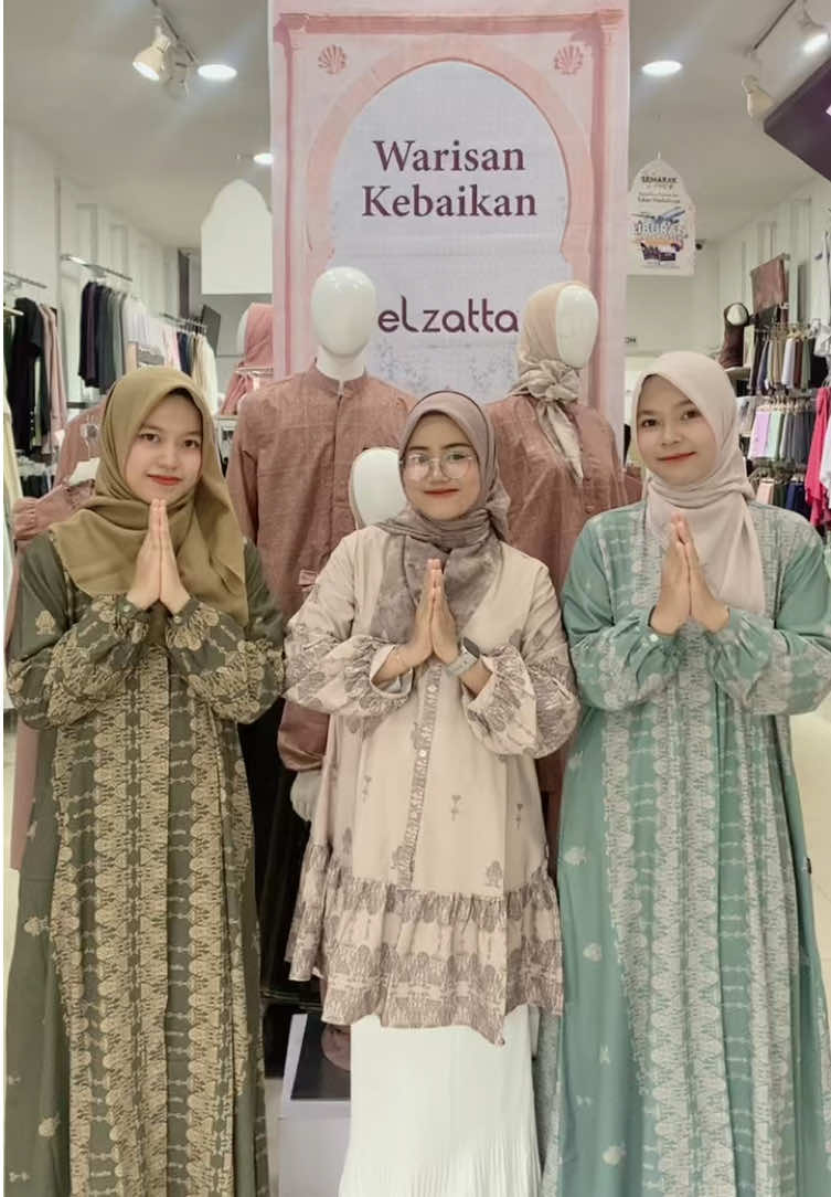 Siapa yang nungguin Sarimbit Elzatta 2025 sudah ready yaa fams🤗🥰 Yuk yang mau langsung merapat ke keranjang kuning kita jangan sampai kehabisan ya‼️ #elzattahijab #daukyfashion #outfitlebaran #hariraya #ramadhan #sarimbitkeluarga #fyp #sound #trending #wibgajian #ramadhanekstraseru @Elzatta Hijab @Dauky Fashion 