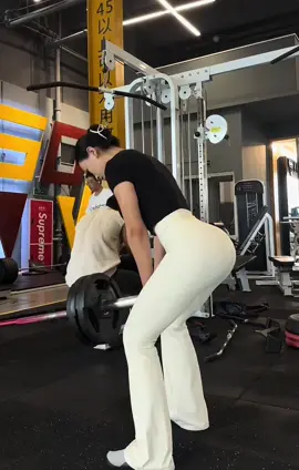 Shop về ống loe chun mông siêu đẹp cho các nàng mặc sang chảnh .. hack v3 cực căng các nàng nhá#chuyensiledotap #yoga #gym #midorisport #aerobics 