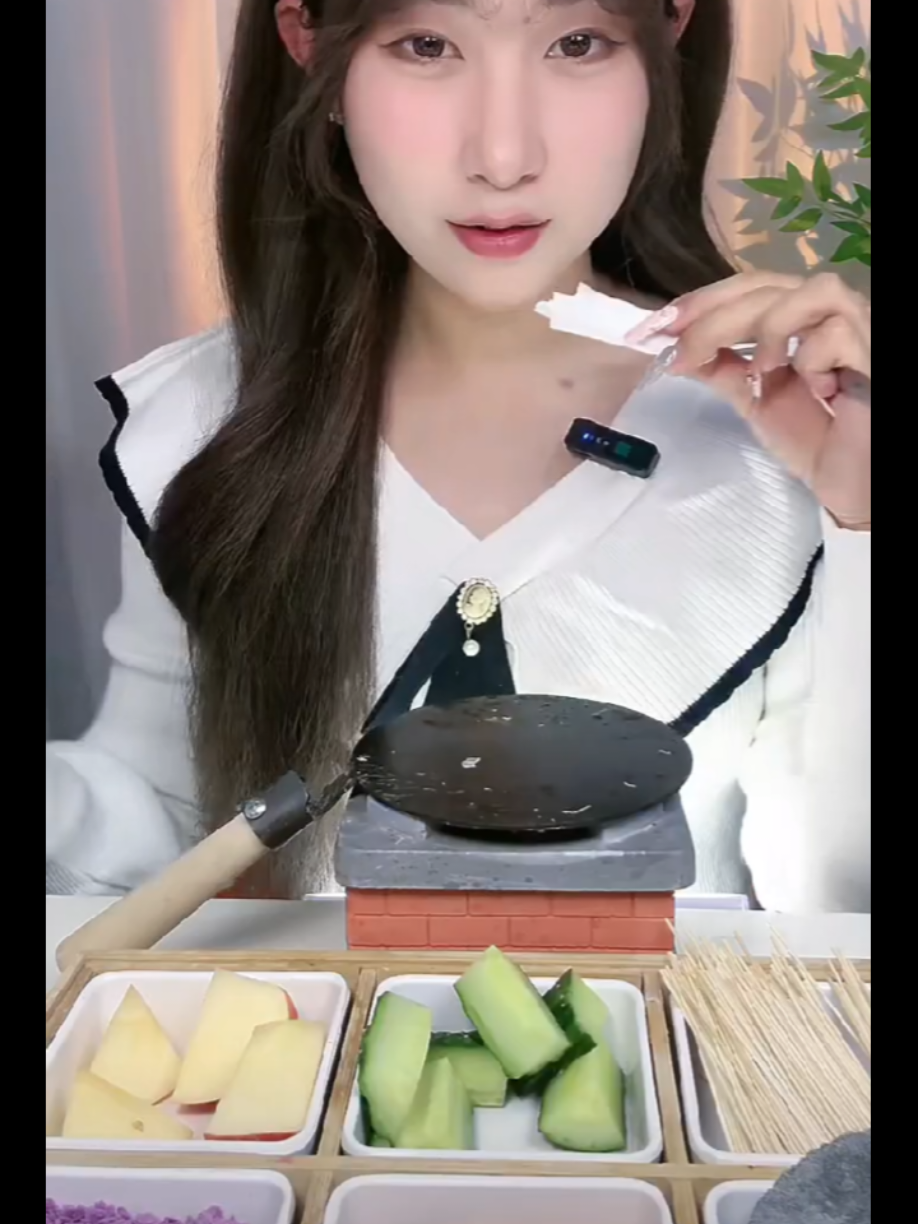 mukbang makanan unik, ini bisa dijadikan menu buka puasa atau saur #1M #eating #asmreating #asmrfood #mukbangeatingshow #fypシ #ramadhan #puasa #fypage #mukbangchinafood #mochi #kirimochi 