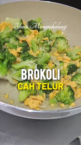 Cuma 2 bahan masak cepet dan simpel, tapi rasanya enak, sehat bergizi. Brokoli cah telur #masakansimple #masakanrumahan #resepsimple #reseptiktok #resepmasakan #brokoli #resepmasakanrumahan #resepmasakansimple 