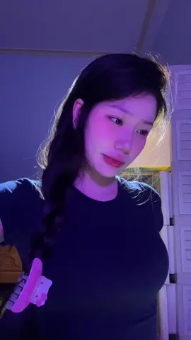 giờ e đi đi 😾