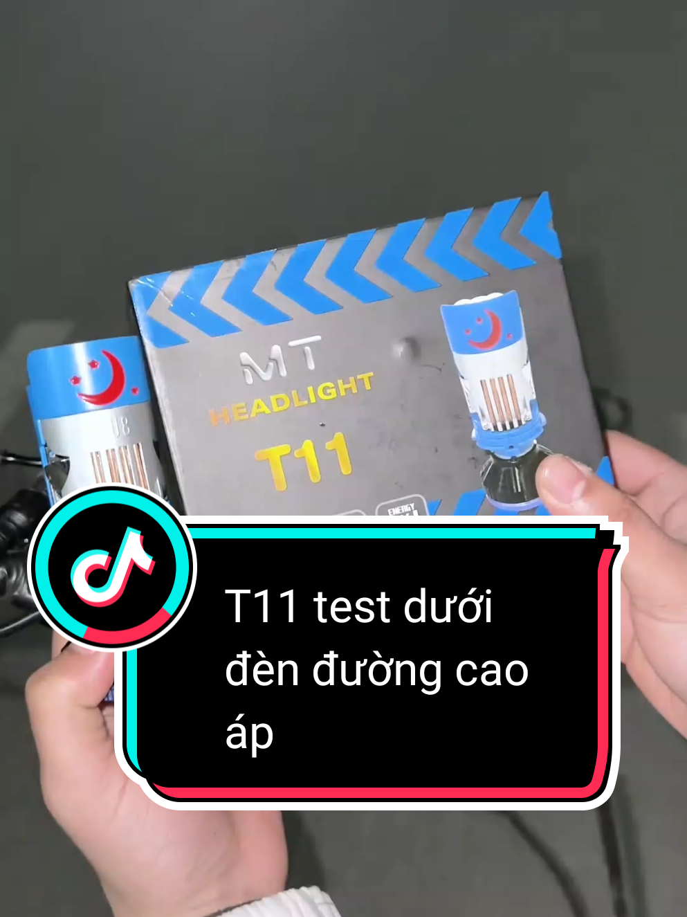 Ae hay hỏi em là T11 dưới đèn đường thì có sáng không . Nay e test luôn cho các bác tham khảo #bmashop #zedlightshop #t11pro 