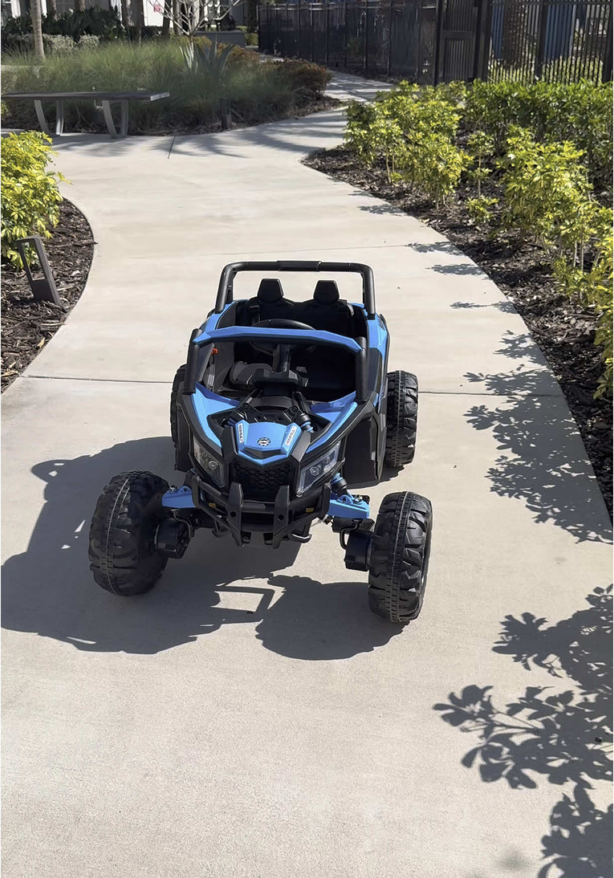 HAPPY 5 months baby Noah!!!! Enjoy your new car 🫶🏼 Noah will have a collection of the best electric cars to enjoy all of them when he turns 3 years old, he couldn’t help but choose @Garvee_Official who has the best electric cars ❤️ Link: https://www.amazon.com/dp/B0DD67M1CF/ref=list_c_wl_lv_vv_lig_dp_it #GARVEE #eletriccar