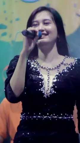 Awal puasa kita semangat joget bareng si paling manis @lovaprimadona #mengapa #mengapakumemujanya #lovaprimadona #zelmylova #videoviral #seomusic #seoproduction #foryou #foryoupage #fypage #video #viral #RamadanDiTikTok 