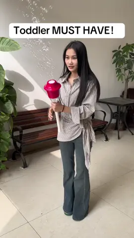 This toy is a must have for toddlers. Finally I don't have to blow more bubbles 😭😭 #bubblemaker #tiktokshop #tiktokshopblackfriday #giftideas #tiktokshopchristmas #toys #shoptoysfortots #play #bubbles #playidea #MomsofTikTok #kidsoftiktok #toddlersoftiktok #kidsactivities #trending #fypシ #viralvideo 