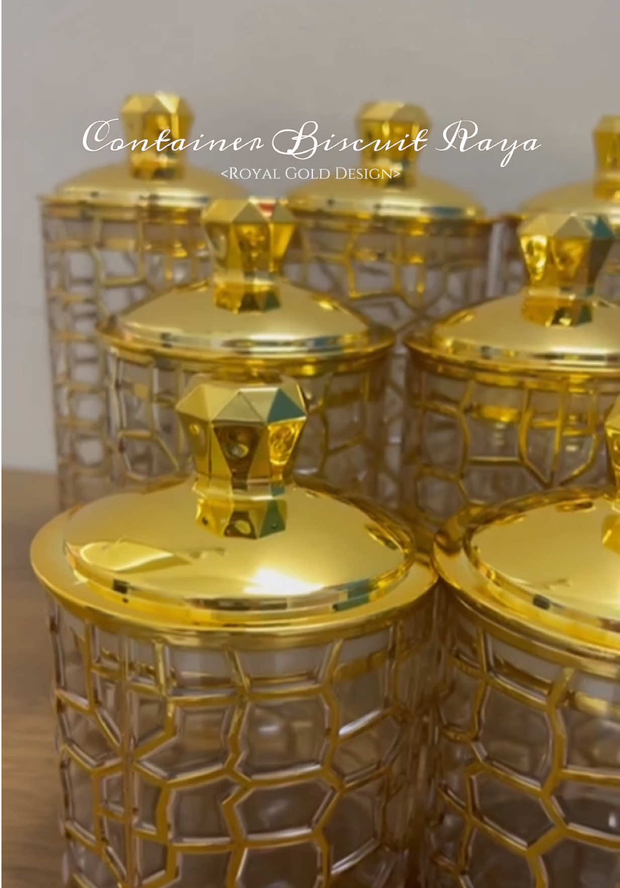 Container Biscuit Hari Raya Kedap Udara Balang Kuih Raya Acrylic Jar Supplies Royal Gold Design #containerbiskut #containerkuihraya #containerbiskutraya #balangkuih #balangkuihraya 