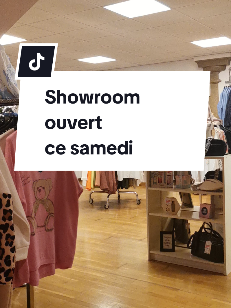 le showroom est ouvert ce samedi de 14h30 à 18h30 😉 #vetementsfemmes #showroom #vetementsfemmes #dresscodegap #shopping