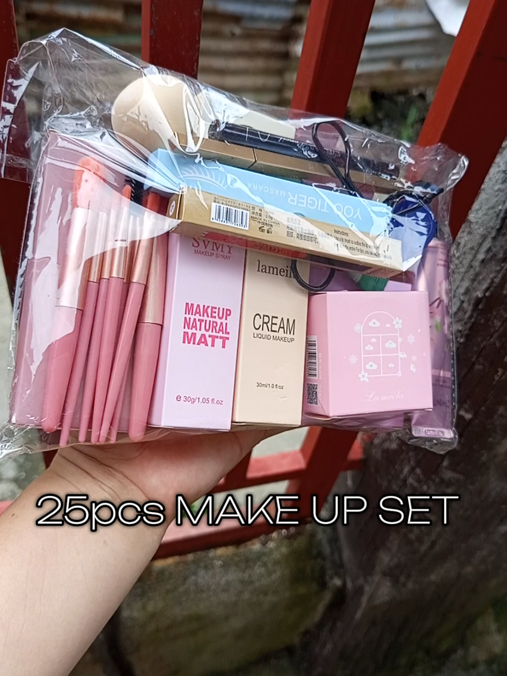 Perfect to sa mga mahilig mag make up fyan or magsisimula mag make up!! sulit na Sulit !  #trending #fyp #makeupset #makeup #makeuptips 