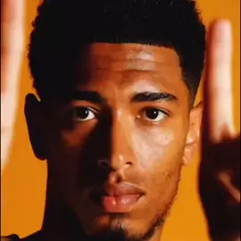Só pra n ficar sem vídeo🤷 stop frame:@KAY PHEW #bellingham #realmadrid #skills #fyp 