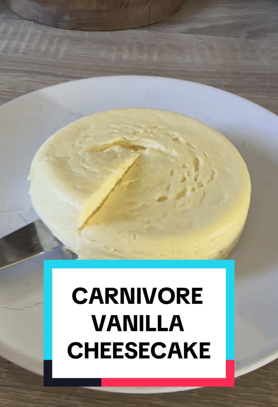 Carnivore vanilla cheesecake…do you want to know how to make this? Let me know in the comments 👌 it was delicious 😋 #carnivorecheesecake #carnivoredessert #carnivoredessertrecipe #carnivorediet 