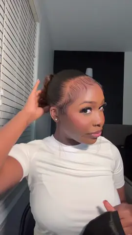 ‘10-sec install ponytail, now down to $39.  @Frodio Hair #frodio #frodiohair #fypシ #foryoupage #fyp 