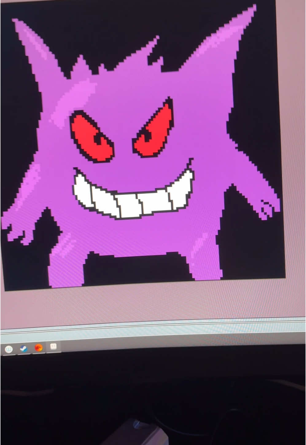 Getting into pixel art and just wondered if anyone has any tips and tricks to help me, I’m struggling with drawing limbs and shading. Any help would be awesome 😁 #pokemon #pixelart #lookingforadvice #beginner #tipsandtricks #gengar #beginnerartist #aesprite 