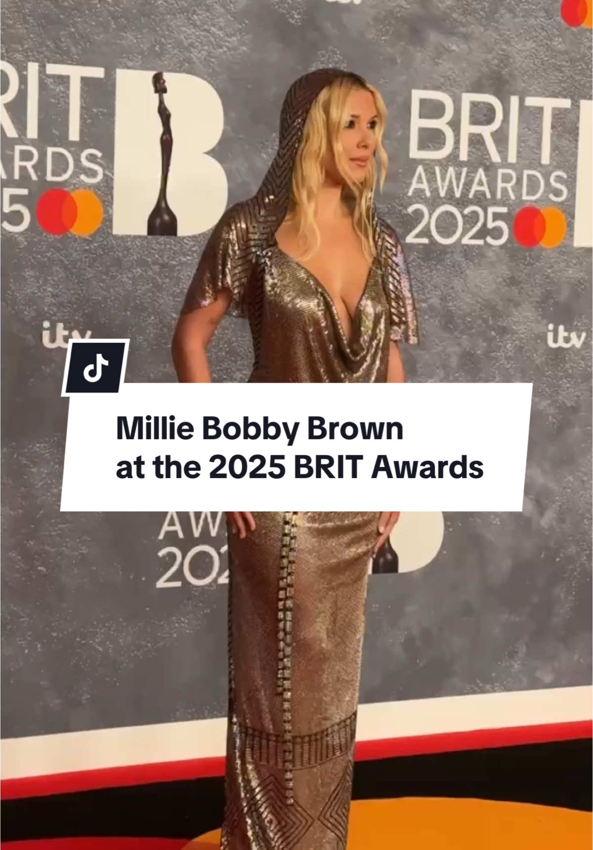 #MillieBobbyBrown made a shining entrance at the #BritAwards 2025. 