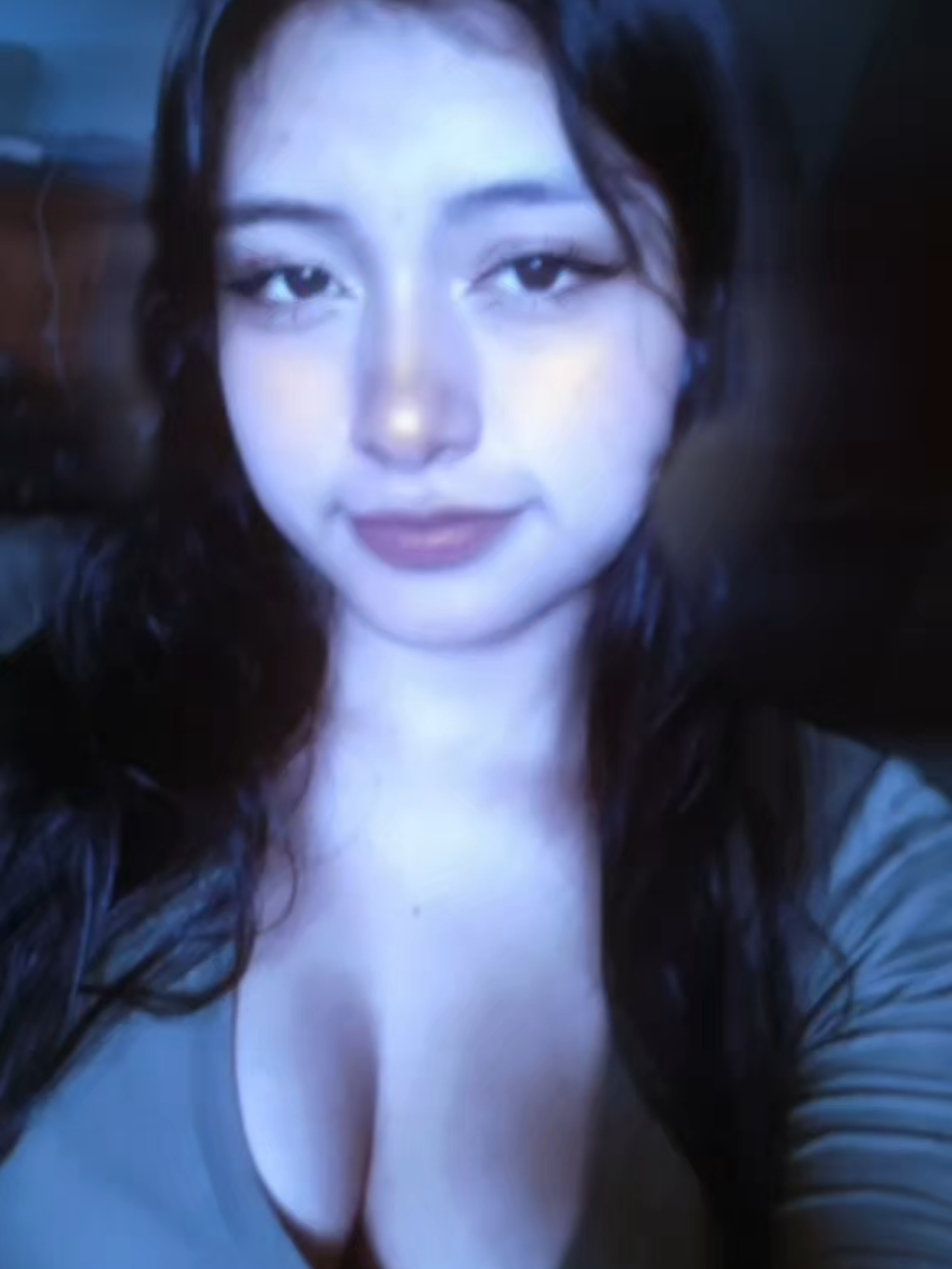 Your lips my lips apocalypse💋  - - - #GamerGirl #paratiiiiiiiiiiiiiiiiiiiiiiiiiiiiiii #loveyou #game #filtro #prettygirl 