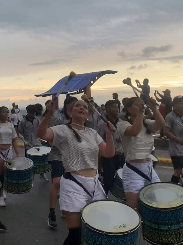 🔥🥁#Droneando_Crucita_ #crucita_manabi_ecuador #ecuador🇪🇨 #playa #carnaval 