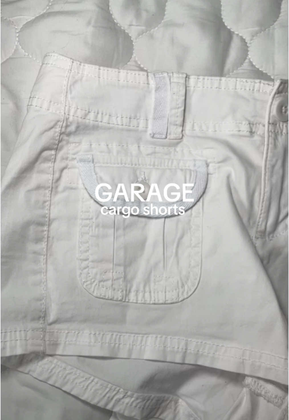 they are so cute @Garage Clothing  #iweargarage#basics#fashion#outfitinspo#viral#viralfashion#cargoshorts#cargo#springinspo#bestsellers#viral_video