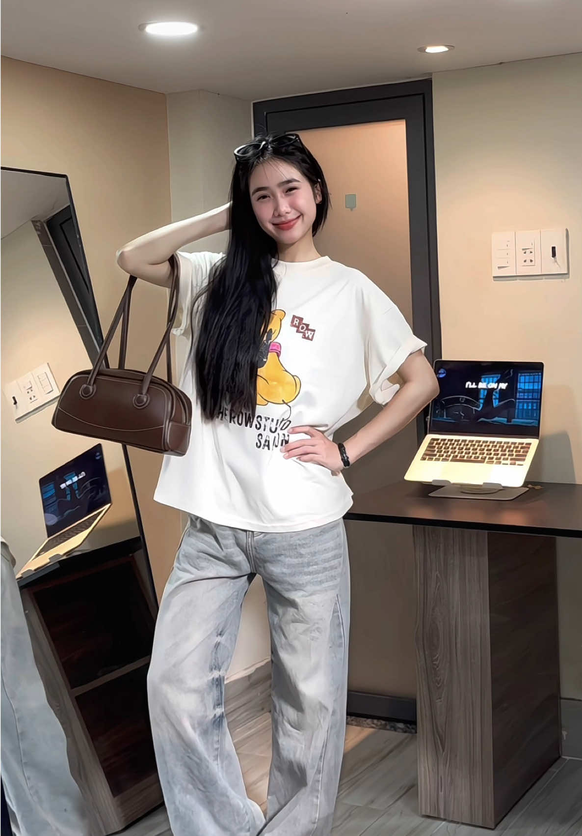 Mùa hè tới gòi mua áo thun liền thouuu #xuhuong #oufitideas #fyb #viral #therow 