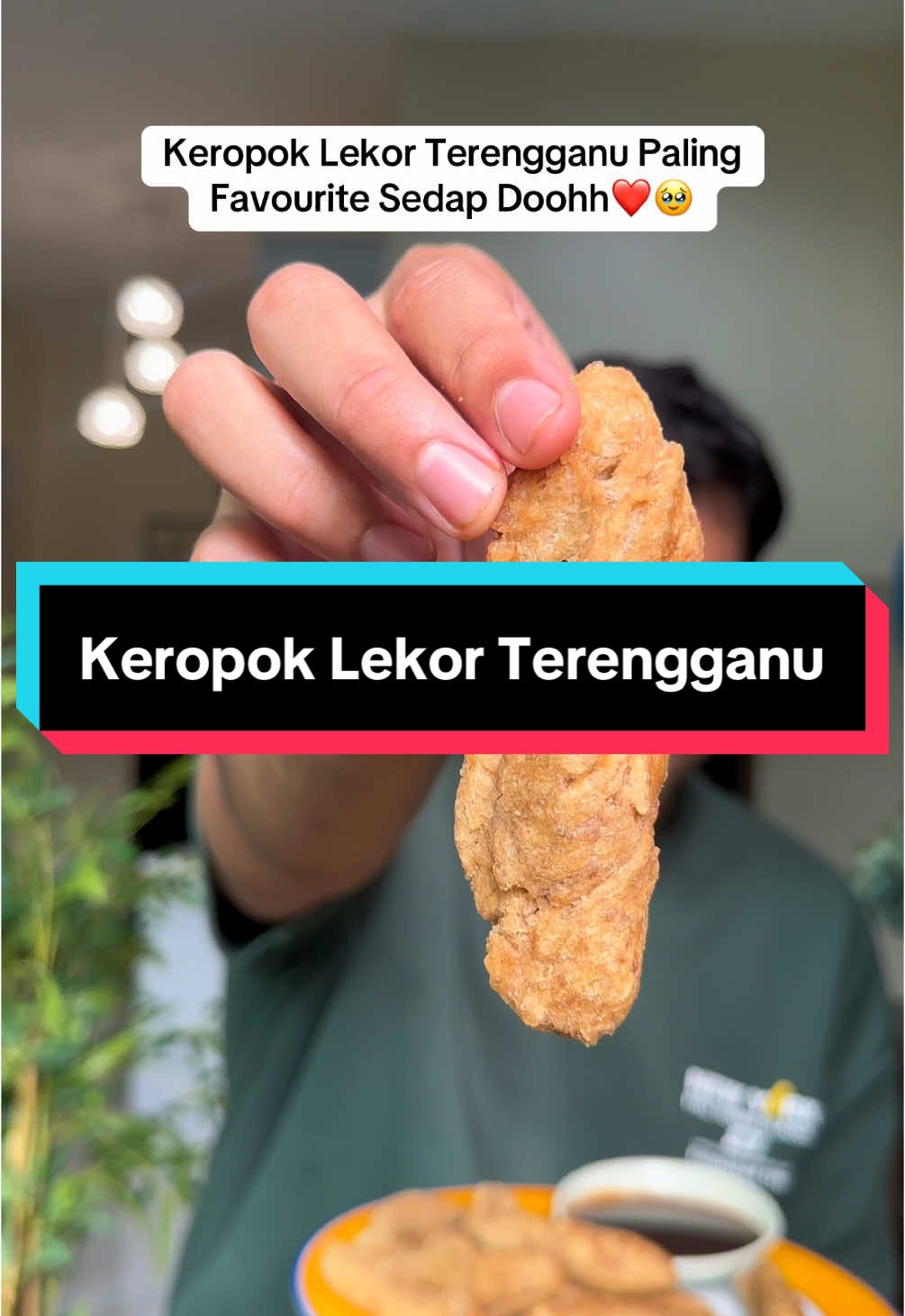 Rasa isi ikan dia pon tak kedekut tau, sedappp😋#keropoklekor #keropoklekorterengganu #keropoklekorsedap #keropoklekorviral 