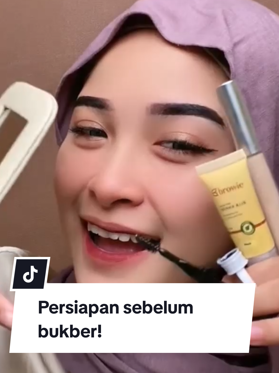 GRWM sebelum bukber, pake henna alis dari browie udah selalu jadi andalan aku nih guys! Kalau kalian mau juga yuk kepoin Tiktok Shop browie official yaa🥰✨️🫶 #browie #hennaalis #browtint #fyp #foryoupage #tutorialalis #alistahanlama #bukber 