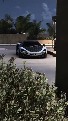 Goofy Ahhhhhhhh McLaren #comedy #fyp #carsontiktok 