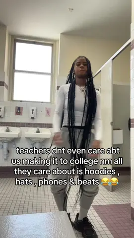 idk I think I jus h8 my school😩😂 #fyp #🏳️‍🌈 #wlw #chicago #relatable #viralvideo #foryoupage 