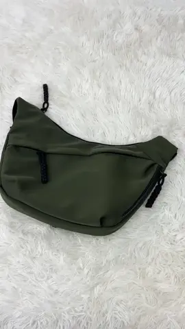 This nylon crossbody meets all the needs for a day packed with fun and adventure! 🩷 #nylonbag #pursetok #womensbags #purse #tiktokmademebuyit #tiktokshopblackfriday #tiktokshopcybermonday Women's Fashion Plain Color Nylon Crossbody Bag Casual Large Capacity Zipper Everyday Bag Crossbody Bag for Women for Fall 2025 Crossbody Nylon crossbody Utility bag Nylon crossbody bags Best crossbody bags for women 2025