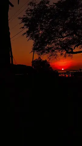 Vibes ngabuburit bulan puasa  sore hari di #karimunjawa #sunset menjelang adzan magrib Surah Al an'am :21-22 //Syekh Muhammad Ayyub#murrotal #bacaanalquran 