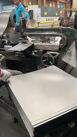 Make in China How to repair a piece of iron sheet into a round shape  #machine #factory #process #stamping #forming #manufacturer #producer #technology #industrial