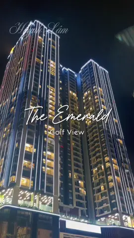 ⚡️The Emerald Golf View, biểu tượng của Tp. Thuận An, kế bên TTTM Aeon Mall và đối diện KCN Vsip1. #theemeraldgolfview #theemeraldgolfviewcanhothuanan #lephong #canhotheemeraldgolfview #aeonmallbinhduong #vsip1 #vsip1_bình_dương #canhobinhduong #canhocaocap #huynhleo #capcut #xuhuong #sangolfsongbe #benhvienbecamexbinhduong #canhothuanan #chungcubinhduong #binhduong 