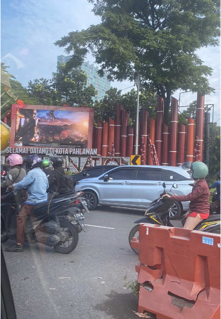Wherever you go, we will still chase you . . #resmob #fyp #4238nusantara #hst #surabaya #jkt #bjm #zeb #polisiindonesia #zeb 