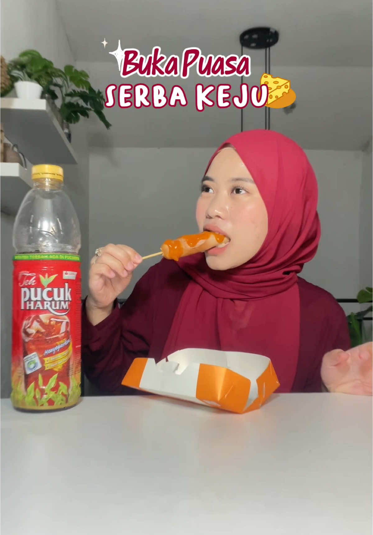 hari ini ayok kita buka puasa serba keju + ditemenin Teh Pucuk Harum yang segerrrrnya beneran!😍 @Teh Pucuk Harum  #AbisBedukTegukPucuk #TehPucukHarum 