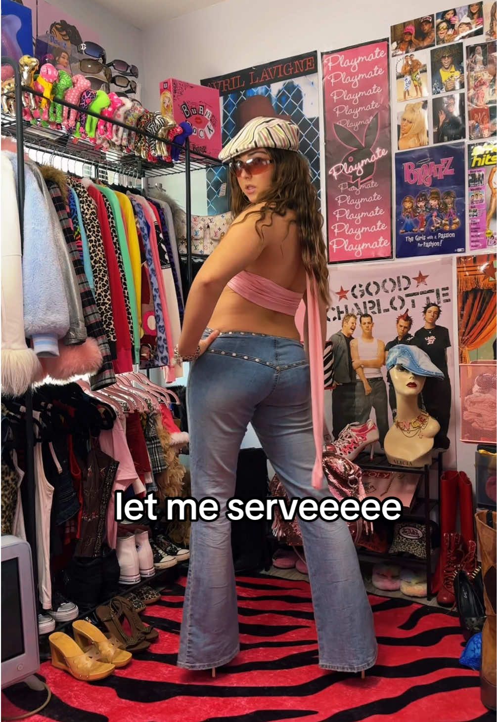 LET ME SERVEEEE #outfitinspo #2000s #y2k #outfitideas #fashion #springoutfits 