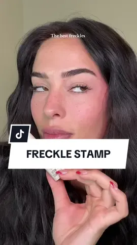 Perfect faux freckles 🤎 #fauxfreckles #frecklestamp #tartecosmetics #viraltiktok #viralvideo #trending #tiktokshoprestock #shopwithtaboost 