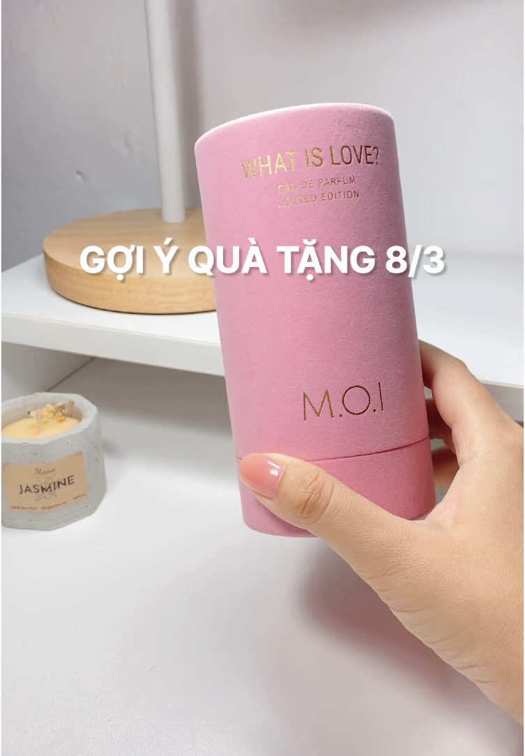 Nước hoa gì chưa người đẹp ơi? #nuochoa #moicosmetics #hongocha #perfum #whatislove #xuhuong #moocreview 